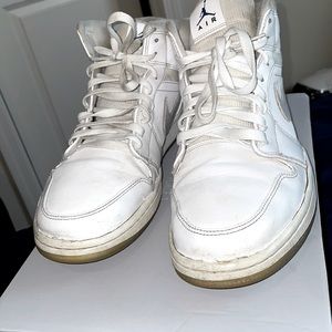 Jordan 1 Mid Pure White